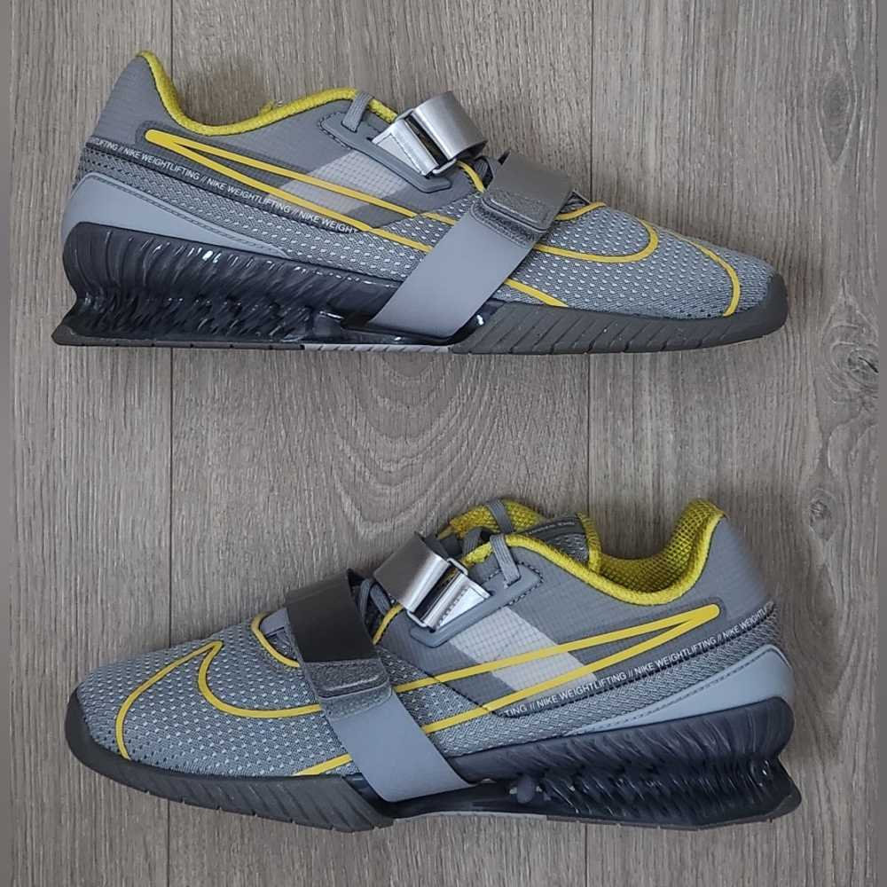Nike Romaleos 4 Weightlifting Gym Shoes CD3463-002 Mens 6.5 / Womens 8 MSRP $200